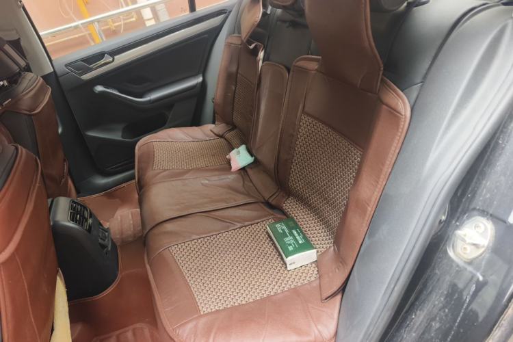 Used Volkswagen Sagitar 2017 1.6L Manual Comfort Model Left Rear Seat