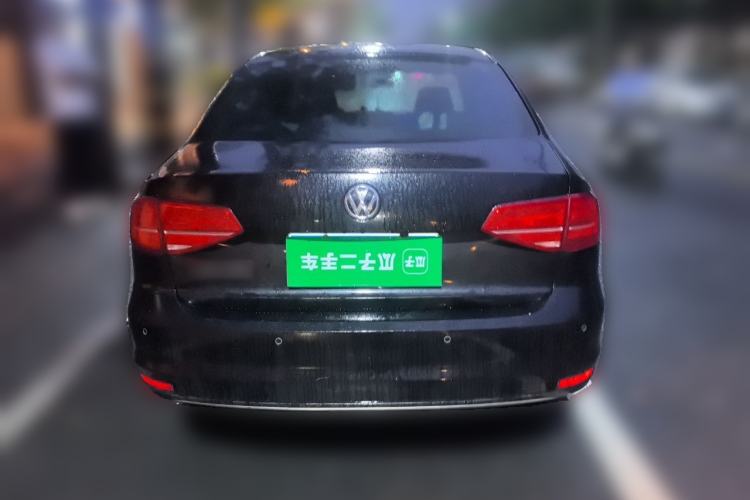 Used Volkswagen Sagitar 2017 1.6L Manual Comfort Model Rear