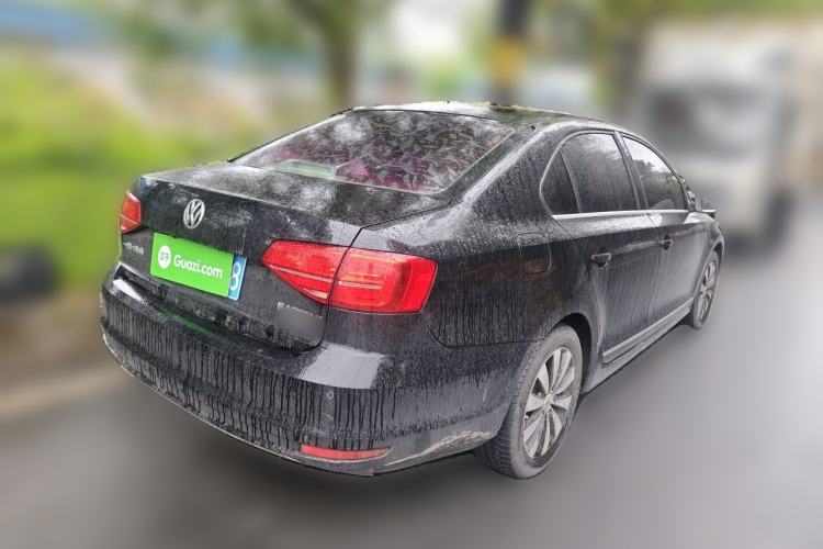 Used Volkswagen Sagitar 2017 230TSI Automatic Comfort Version Rear Right 45 Deg