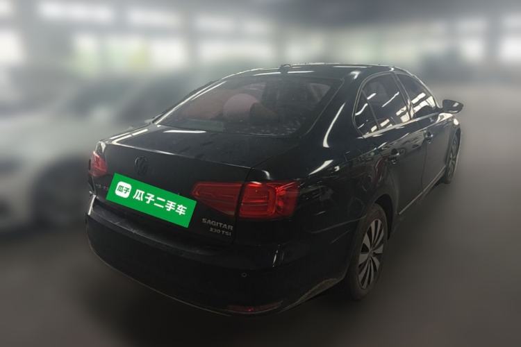 Used Volkswagen Sagitar 2017 230TSI Automatic Comfort Version Rear Right 45 Deg