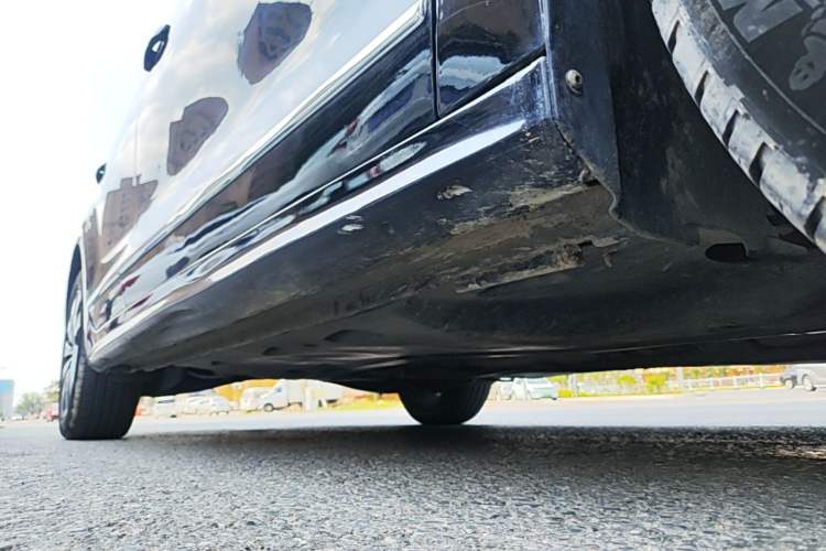 Used Volkswagen Sagitar 2017 1.6L Automatic Comfort Model Right Side Sill