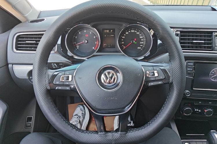 Used Volkswagen Sagitar 2017 1.6L Automatic Comfort Model Steering Wheel