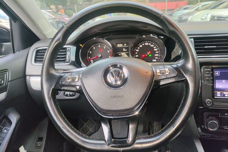 Used Volkswagen Sagitar 2017 1.6L Automatic Comfort Model Steering Wheel