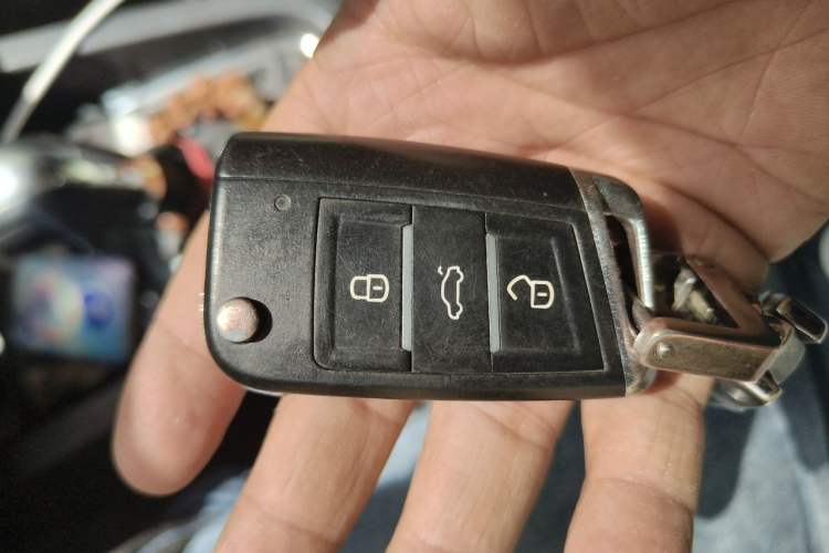 Used Volkswagen Sagitar 2017 1.6L Automatic Comfort Model Vehicle Key