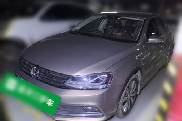 Ojetý Volkswagen Sagitar 2017 1.6L Automatic Comfort Model
