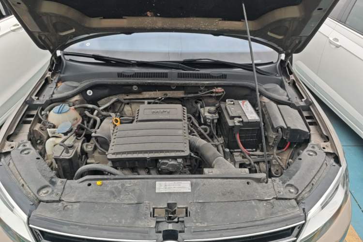 Used Volkswagen Sagitar 2017 1.6L Automatic Comfort Model Engine Bay