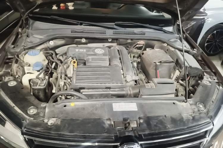 Used Volkswagen Sagitar 2017 230TSI Automatic Comfort Version Engine Bay