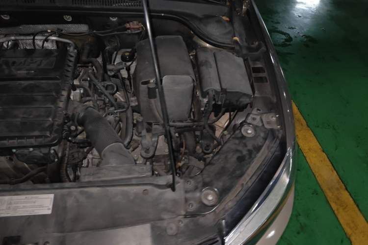Used Volkswagen Sagitar 2017 1.6L Automatic Comfort Model Engine Bay Left