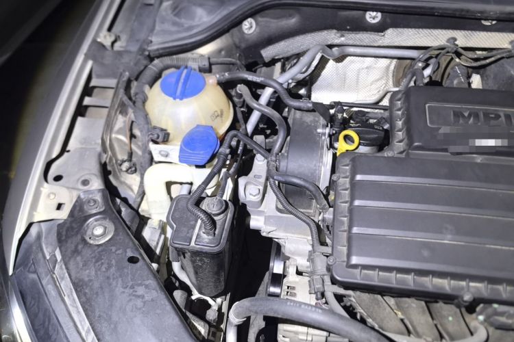 Used Volkswagen Sagitar 2017 1.6L Automatic Comfort Model Engine Bay Right