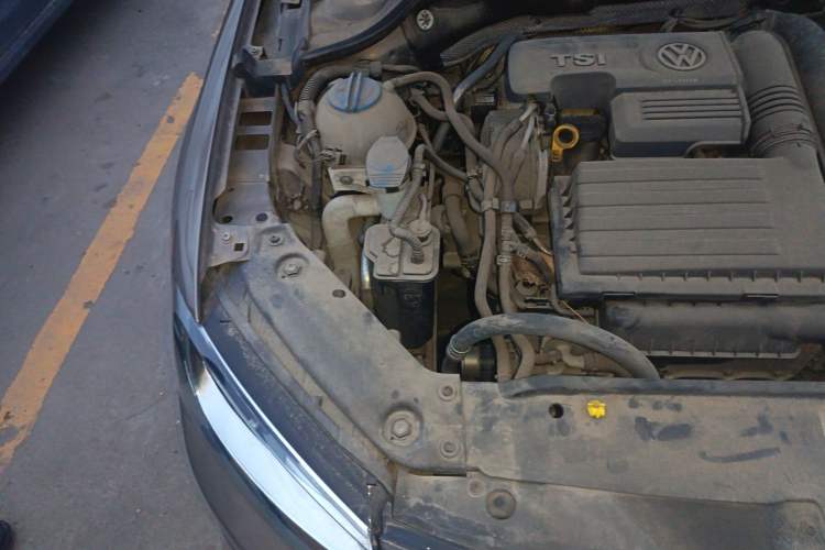 Used Volkswagen Sagitar 2017 230TSI Automatic Comfort Version Engine Bay Right
