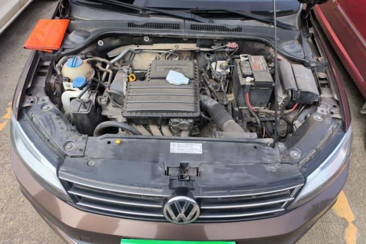 Used Volkswagen Sagitar 2017 1.6L Automatic Comfort Model Engine Bay