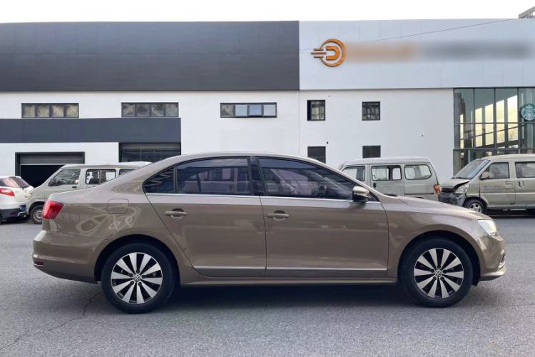 Used Volkswagen Sagitar 2017 1.6L Automatic Comfort Model Exterior 10