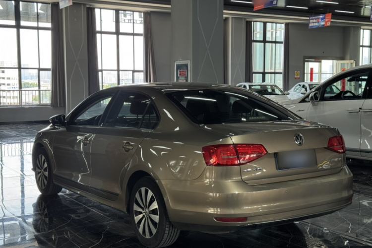 Used Volkswagen Sagitar 2017 1.6L Automatic Comfort Model Exterior 2