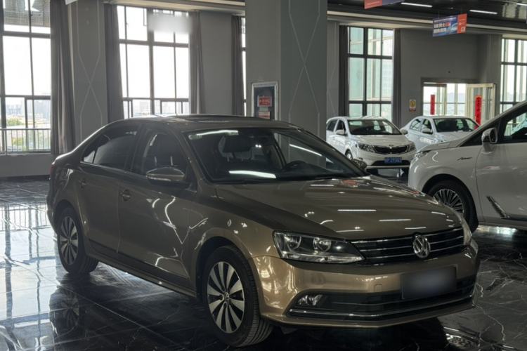 Used Volkswagen Sagitar 2017 1.6L Automatic Comfort Model Exterior 3