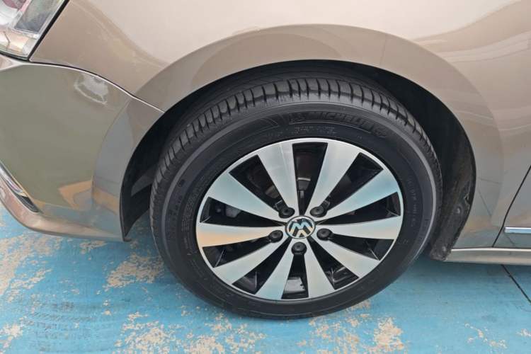 Used Volkswagen Sagitar 2017 1.6L Automatic Comfort Model Exterior 4