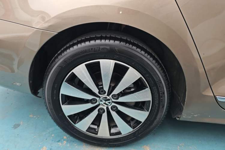 Used Volkswagen Sagitar 2017 1.6L Automatic Comfort Model Exterior 5