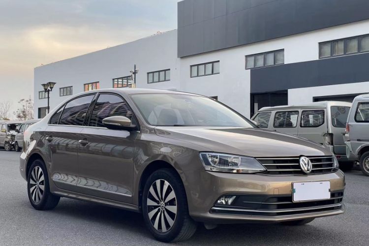 Used Volkswagen Sagitar 2017 1.6L Automatic Comfort Model Exterior 5