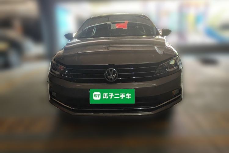 Used Volkswagen Sagitar 2017 230TSI Automatic Luxury Edition Front
