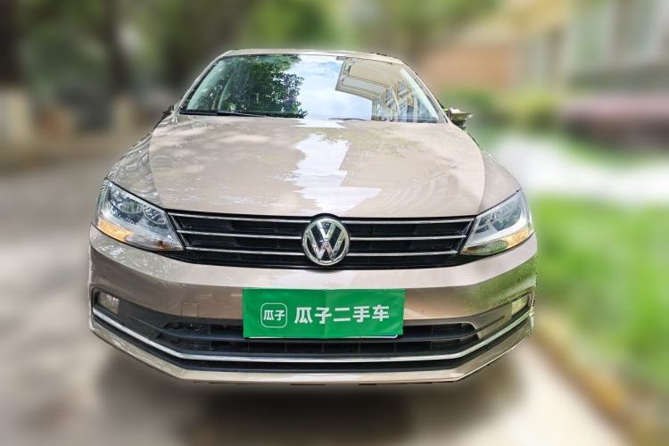Used Volkswagen Sagitar 2017 230TSI Automatic Comfort Version Front