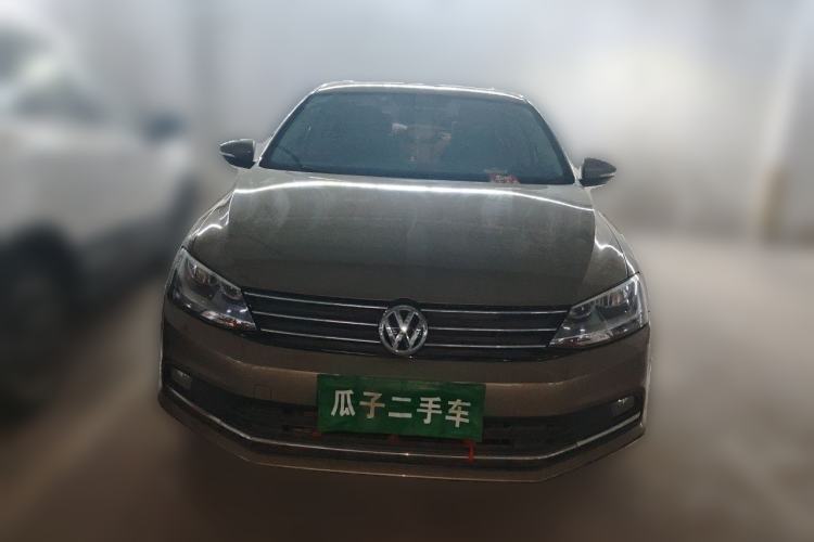 Used Volkswagen Sagitar 2017 1.6L Manual Comfort Model Front