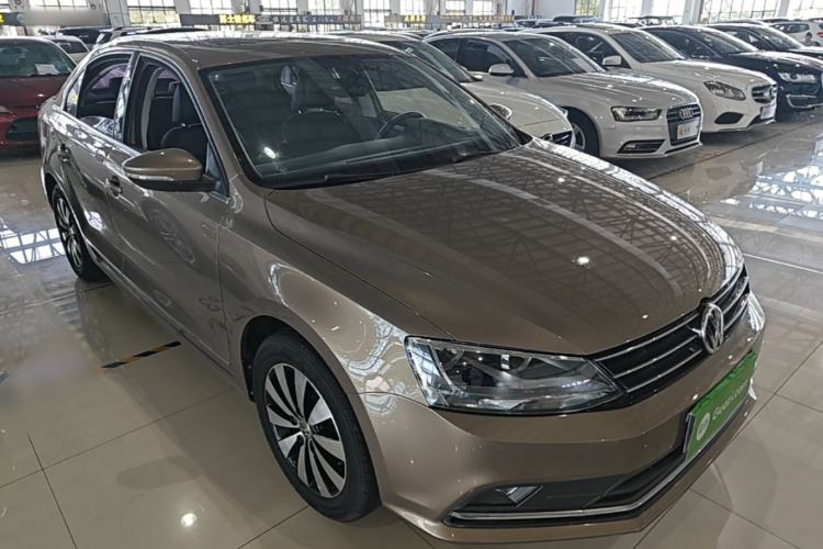 Used Volkswagen Sagitar 2017 1.6L Automatic Comfort Model Front Right 45 Deg