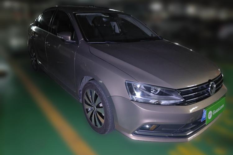 Used Volkswagen Sagitar 2017 1.6L Automatic Comfort Model Front Right 45 Deg