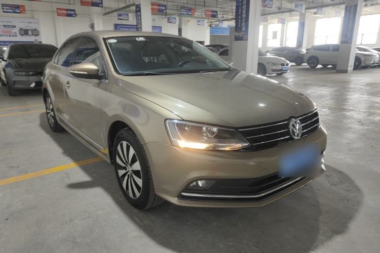 Used Volkswagen Sagitar 2017 1.6L Automatic Comfort Model Front Right 45 Deg