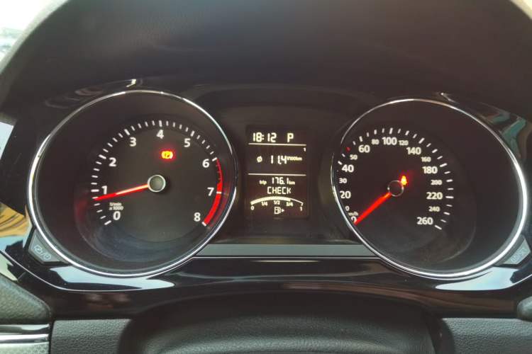 Used Volkswagen Sagitar 2017 1.6L Automatic Comfort Model Instrument Cluster