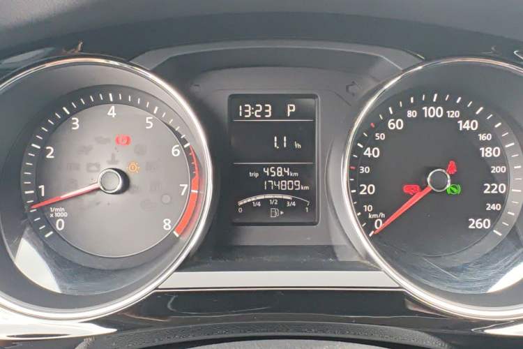 Used Volkswagen Sagitar 2017 1.6L Automatic Comfort Model Instrument Cluster