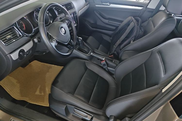 Used Volkswagen Sagitar 2017 1.6L Automatic Comfort Model Left Front Seat
