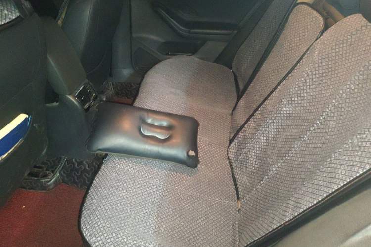 Used Volkswagen Sagitar 2017 1.6L Manual Comfort Model Left Rear Seat