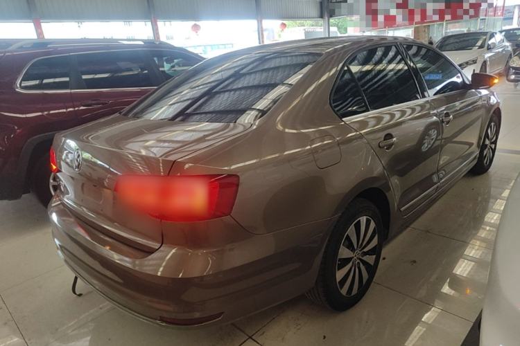 Used Volkswagen Sagitar 2017 230TSI Automatic Comfort Version Rear Right 45 Deg