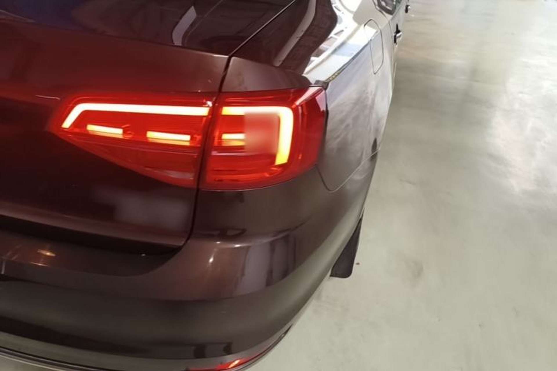 Used Volkswagen Sagitar 2017 230TSI Automatic Comfort Version Right Rear Taillight