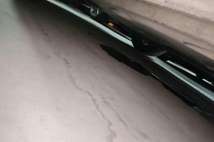 Used Volkswagen Sagitar 2017 230TSI Automatic Comfort Version Right Side Sill
