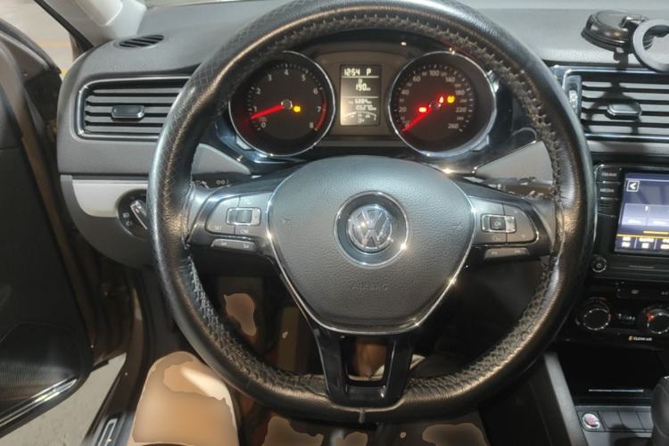 Used Volkswagen Sagitar 2017 1.6L Automatic Comfort Model Steering Wheel