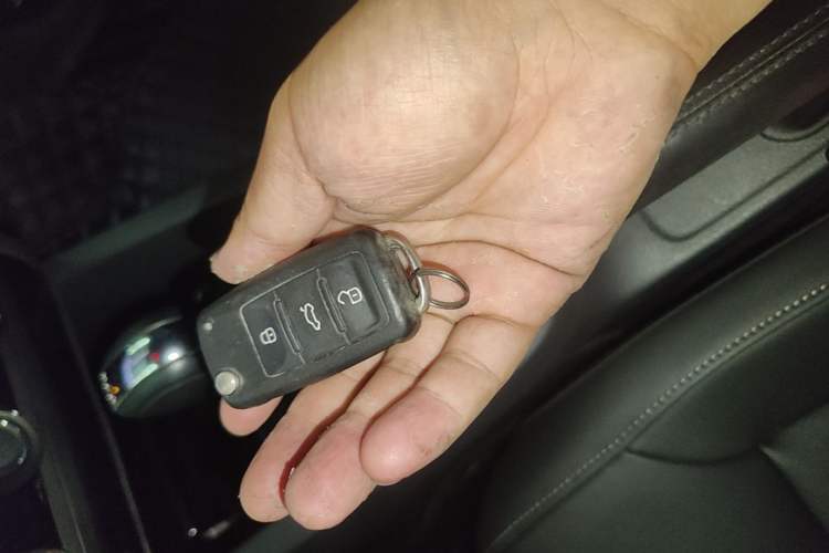 Used Volkswagen Sagitar 2017 230TSI Automatic Comfort Version Vehicle Key