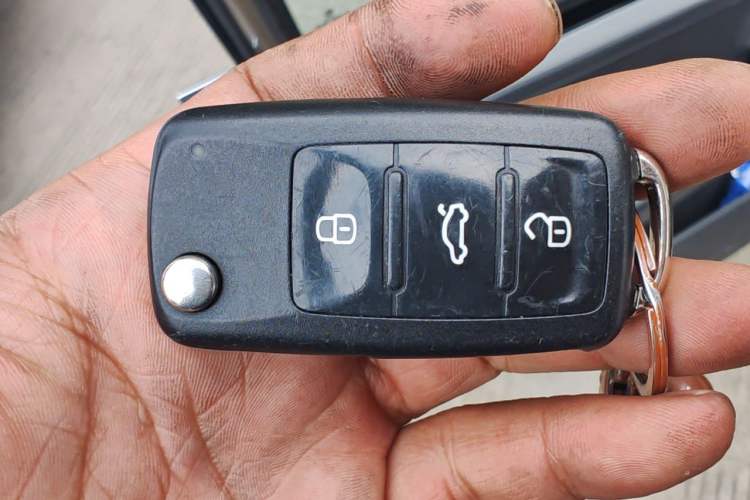 Used Volkswagen Sagitar 2017 1.6L Automatic Comfort Model Vehicle Key