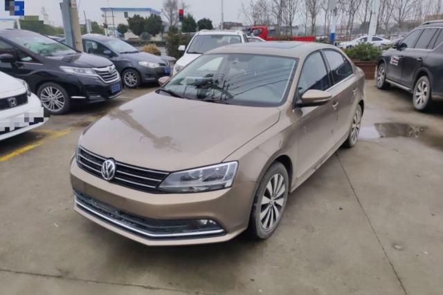 Used Volkswagen Sagitar 2017 230TSI Automatic Comfort Version