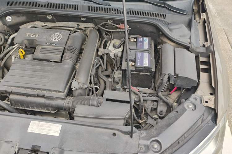 Used Volkswagen Sagitar 2017 230TSI Automatic Comfort Version Engine Bay Left