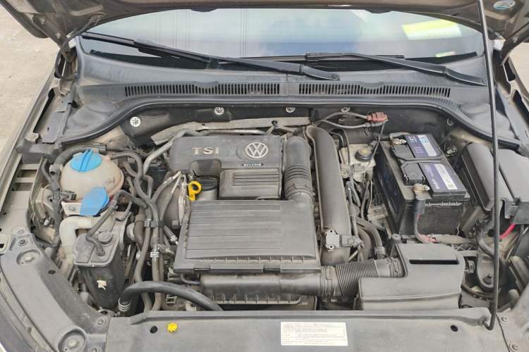 Used Volkswagen Sagitar 2017 230TSI Automatic Comfort Version Engine Bay