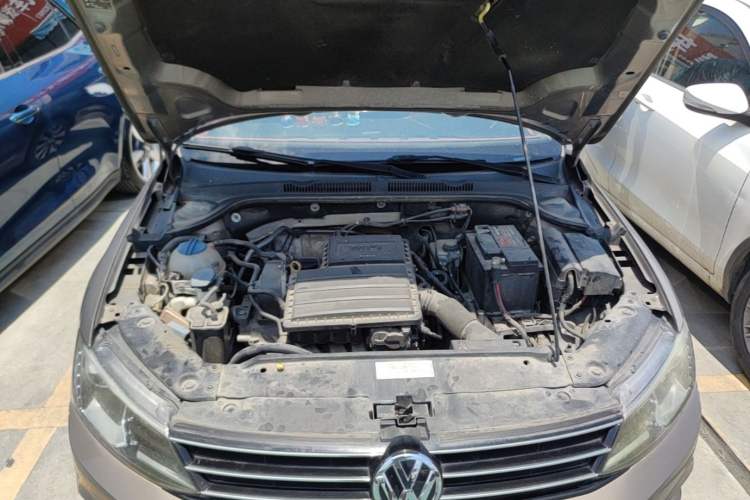 Used Volkswagen Sagitar 2017 1.6L Automatic Comfort Model Engine Bay
