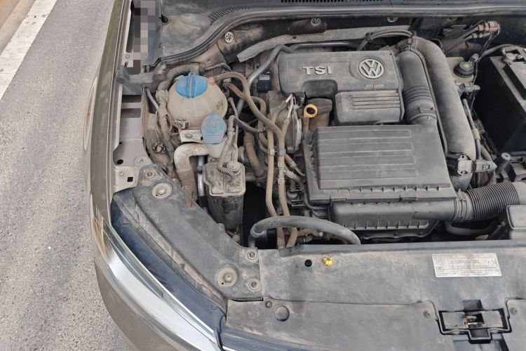 Used Volkswagen Sagitar 2017 230TSI Automatic Comfort Version Engine Bay Right