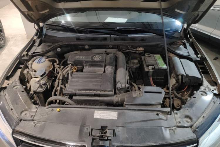 Used Volkswagen Sagitar 2017 230TSI Automatic Comfort Version Engine Bay