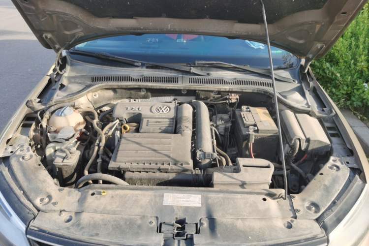 Used Volkswagen Sagitar 2017 230TSI Automatic Comfort Version Engine Bay