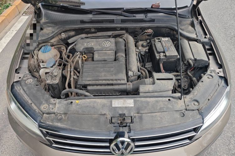 Used Volkswagen Sagitar 2017 230TSI Automatic Comfort Version Engine Bay