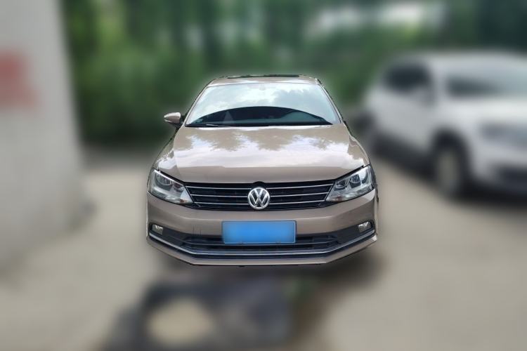 Used Volkswagen Sagitar 2017 180TSI Automatic Luxury Edition Front