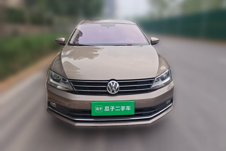 Used Volkswagen Sagitar 2017 230TSI Automatic Comfort Version Front