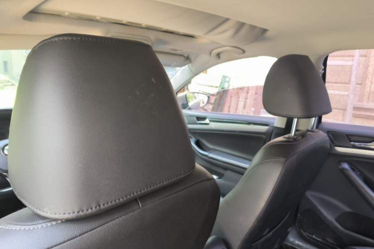 Used Volkswagen Sagitar 2017 1.6L Manual Comfort Model Headliner