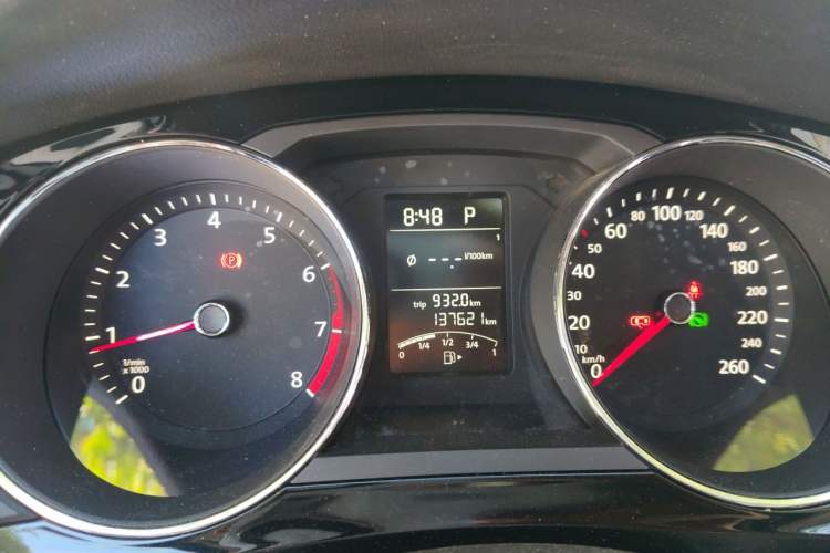 Used Volkswagen Sagitar 2017 1.6L Automatic Comfort Model Instrument Cluster