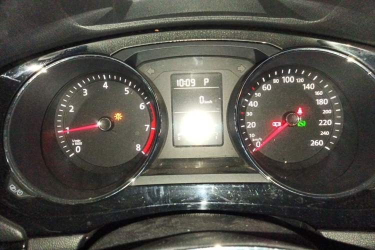 Used Volkswagen Sagitar 2017 1.6L Automatic Comfort Model Instrument Cluster